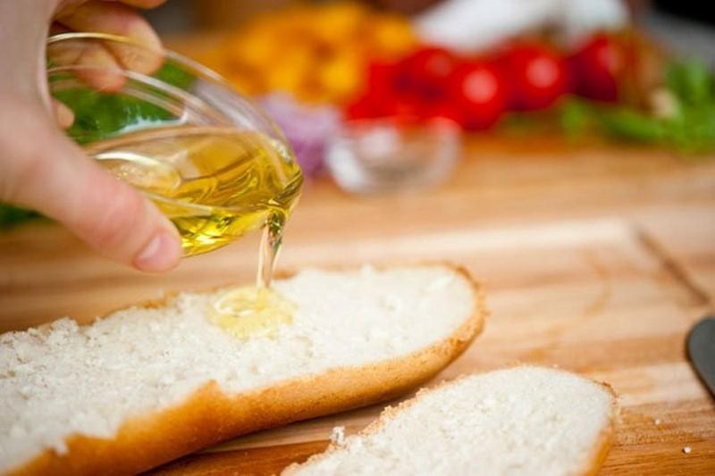 В феврале ожидается рост цена на масло подсолнечника и хлеб: прогноз Минсельхоза