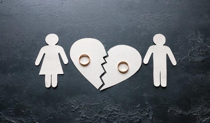 Развод супругов в 2022 году: процедура расторжения брака